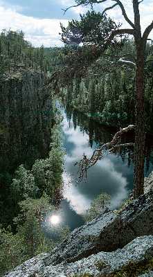 Finsko, NP Oulanka  Ristikallio  foto Michael Stanovsk 1998