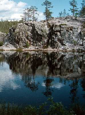 Finsko, NP Oulanka  Ristikallios  foto Michael Stanovsk 1998