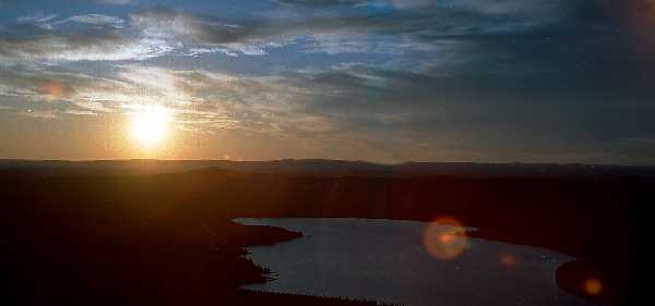 Finsko, NP Pyhtunturi, plnon slunce  foto Michael Stanovsk 1998