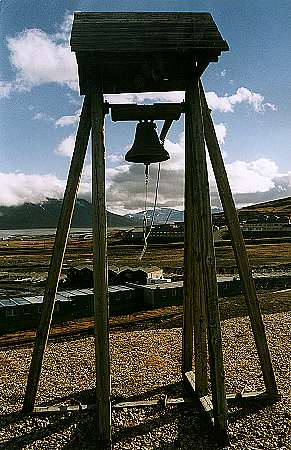 Longyearbyen, foto © Vladimír Vojíř, 1997